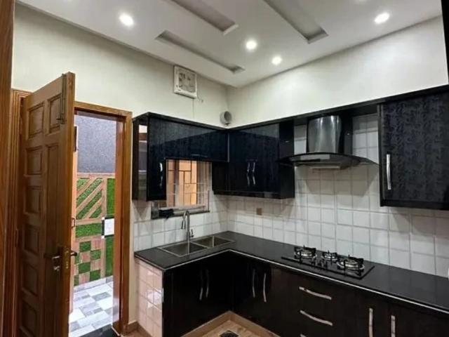 We are offering 3 house for sale in al kabir phase 3, e block Lahore Raiwind Road ID 97423
