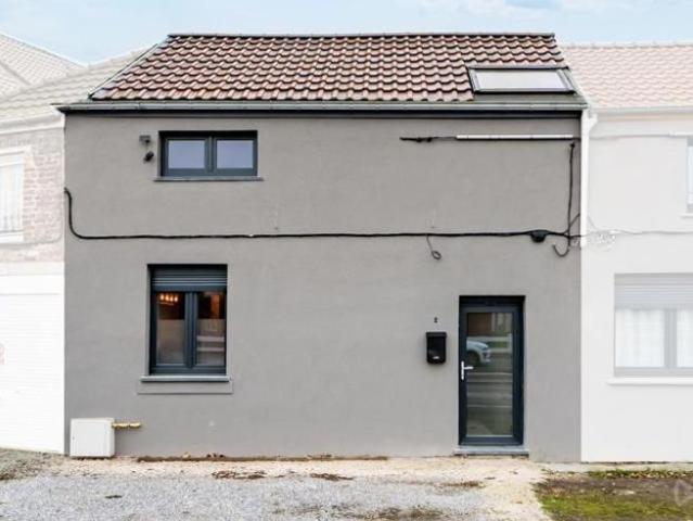 We Invest est ravi de vous présenter cette charmante maison