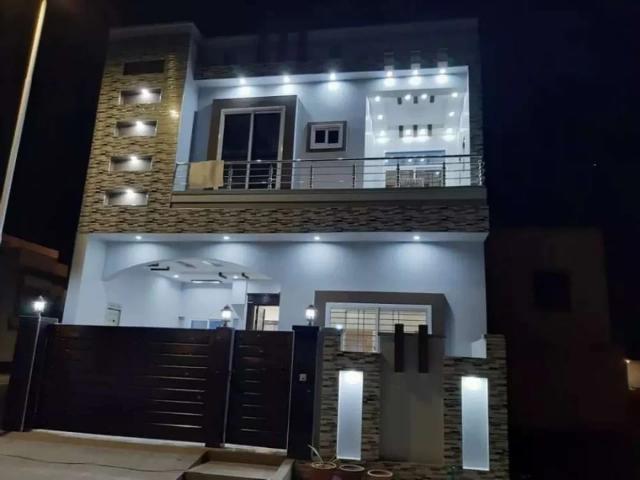 We sell and buy houses and land in sialkot id 38929