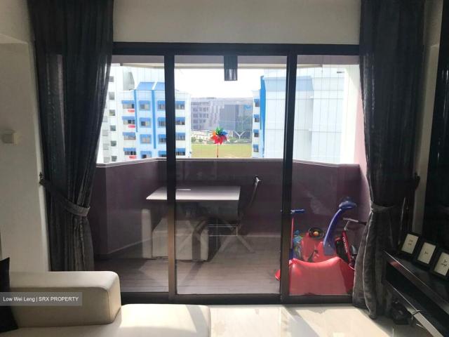 Wenya Jurong West, HDB Executive