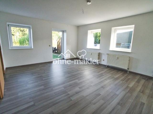 Weddelbrook Große renovierte 3 Zimmer Maisonette Wohnung mit Terrasse ab sofort