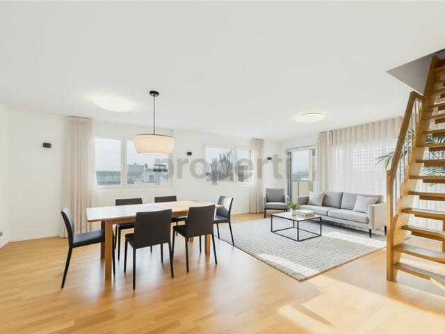 WEITBLICK MIT MODERNEM AUSBAU