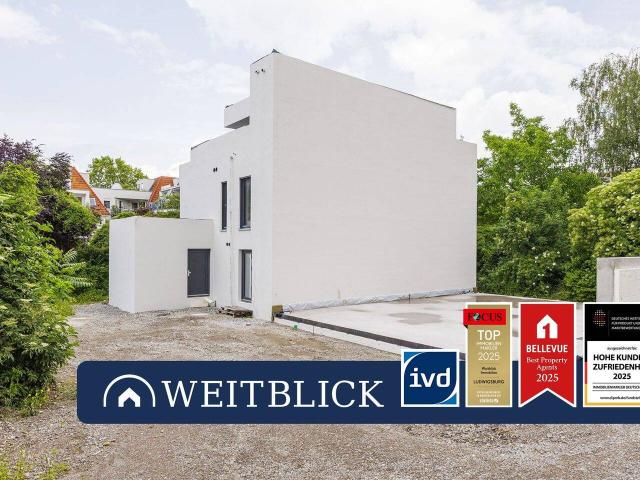 WEITBLICK: Zweifamilienhaus in der City!