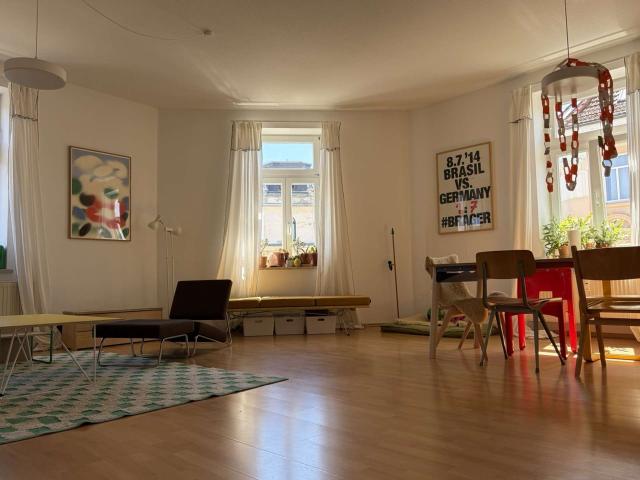 Weitläufige Kapitalanlage in Altlindenau: 4 Zimmer, EBK, 4,6% Rendite!