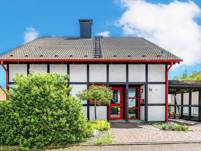 Weitmar: Freistehendes EFH mit Fernblick, ruhiger Sackgassenendlage, lichtdurchfluteter Architektur & Erbpacht