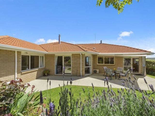 welcome bay, 4 bedrooms