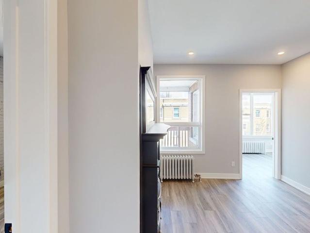 Welcome to our Holbrook Apartments! Bachelor to 3 Bedroom Apartments located on the heart of Elgin Street!