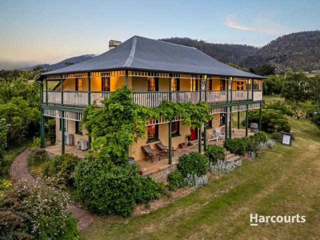 Welcome to Stanton Farmhouse Your Dream Home in the Derwent Valley!