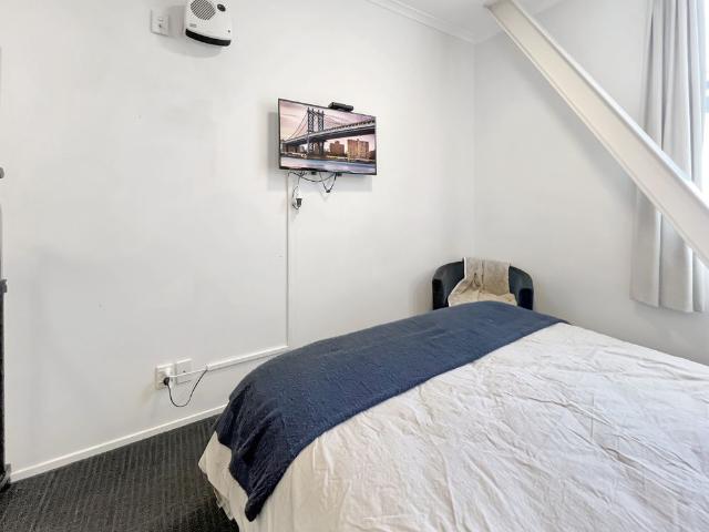 Welcome to the Hyams Building at 120 Wakefield Street