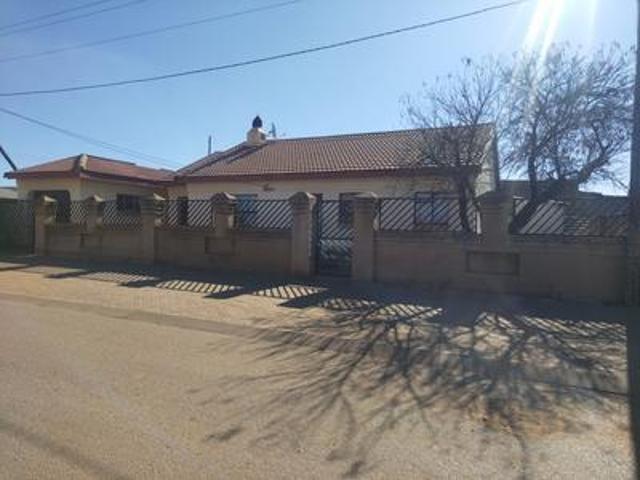 welcome to this charming 3 bedroom p.