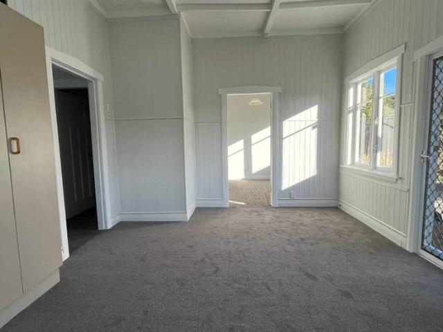 Welcome to your new home in Onehunga!