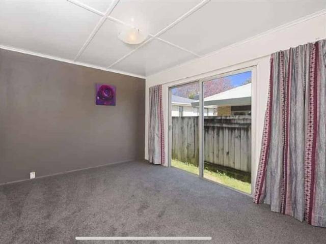Welcome to 11 Queen Road, Bellevue!