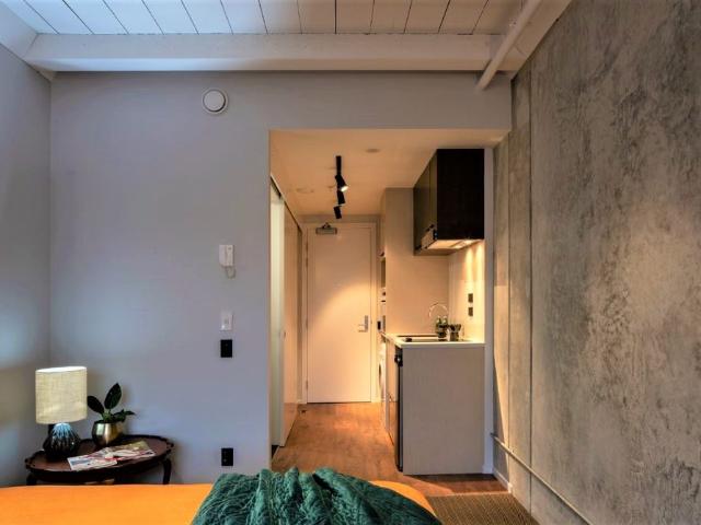 Welcome to 206A/73 Jackson Street