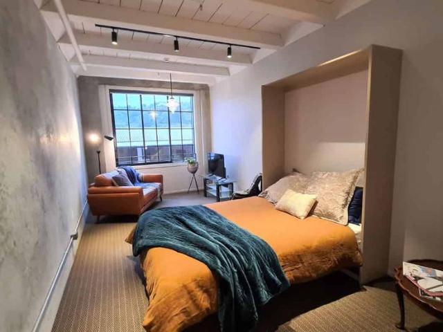 Welcome to 206A/73 Jackson Street