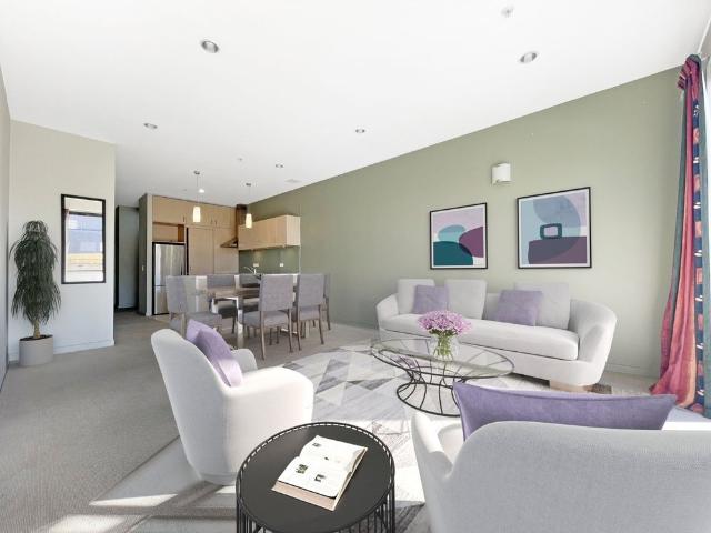Welcome to 402/115 Vivian Street