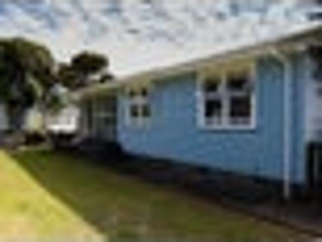 Welcome to 4 Charles Street, Carterton