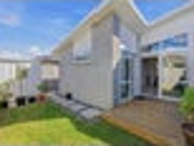 Welcome to 4a Tiria Drive