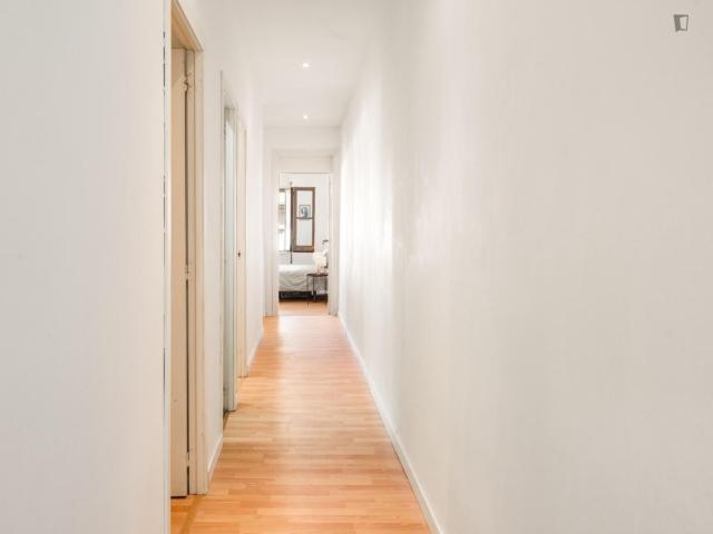 Welcoming double bedroom in the Sants neighbourhood