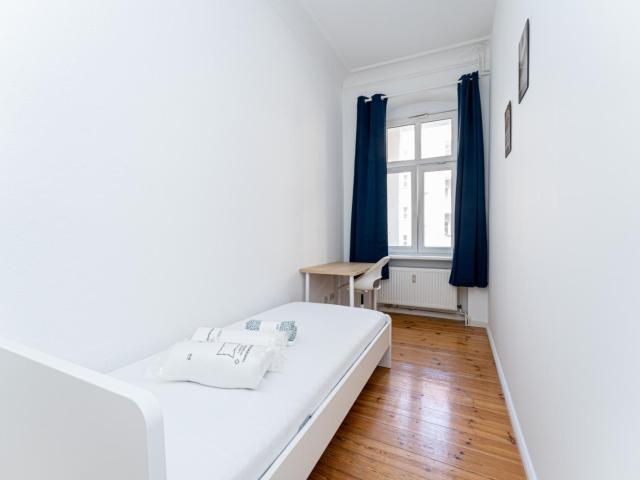 Welcoming single bedroom in Friedrichshain