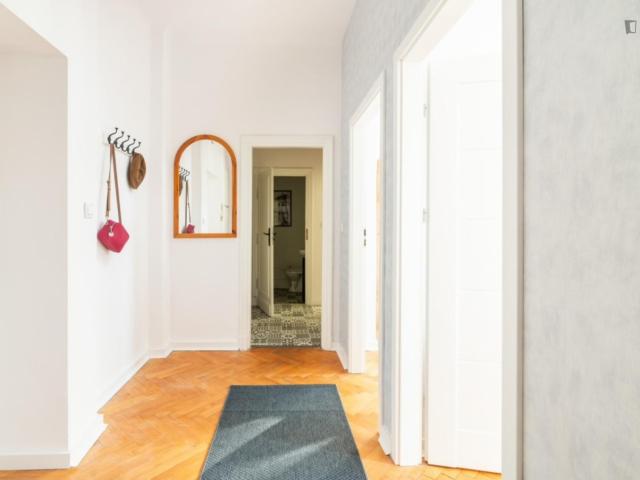 Welcoming twin bedroom near University of Technology