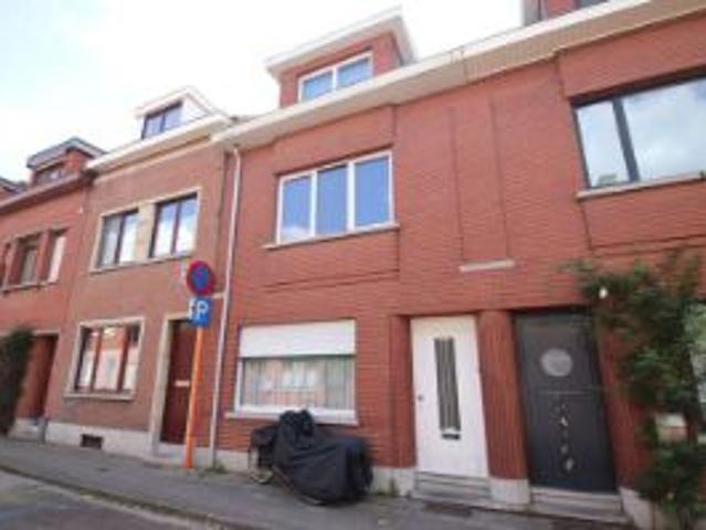 WELGELEGEN WONING MET ZUID/WEST GERICHTE TUIN