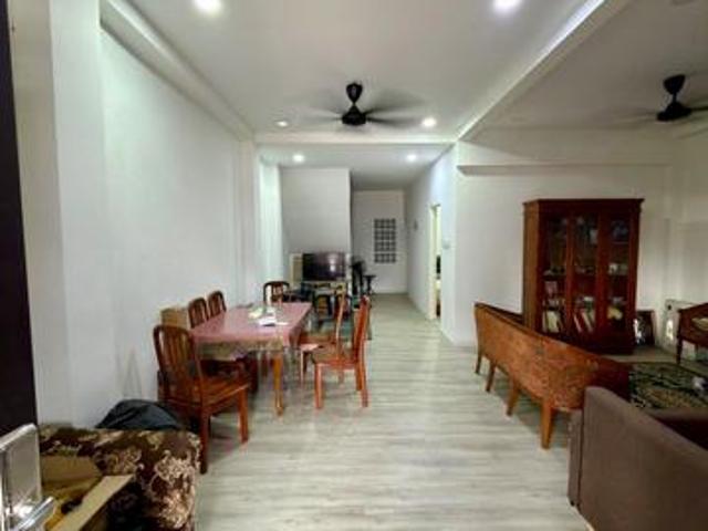 WELL MAINTAINDOUBLE STOREY TAMAN LEMBAH KERAMAT AU 5D Kuala Lumpur