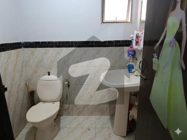 Well maintained 3 bed dd flat available for rent gulshan e iqbal block 13/d 2
