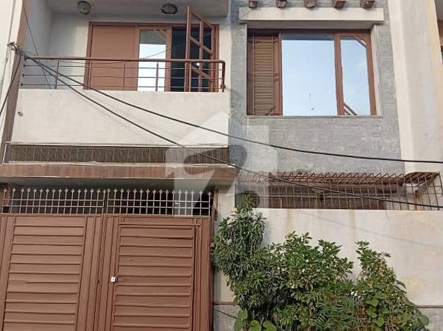 Well maintained 100 sq yd bungalow for sale