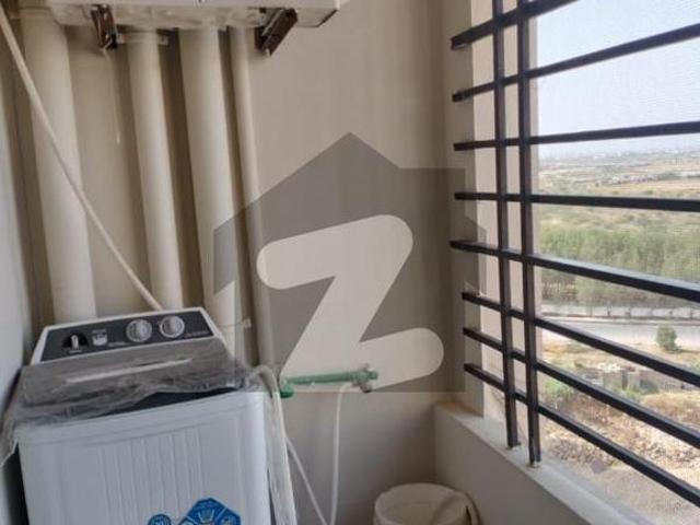 Well Maintained 2 Bed DD Flat For Rent Saima Jinnah Avenue