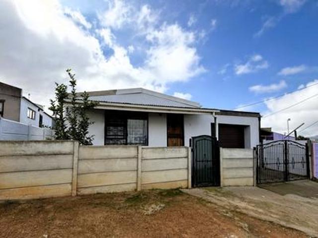 well maintained 2 bedroom home with.