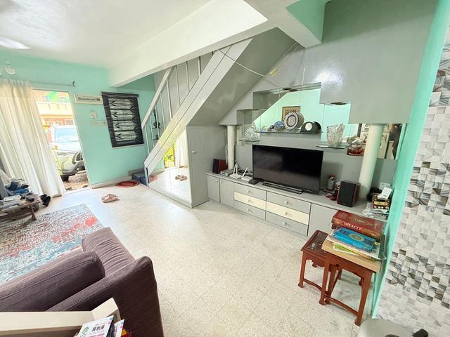 Well Maintained 2 Storey intermediate house at SS19 Subang Jaya
