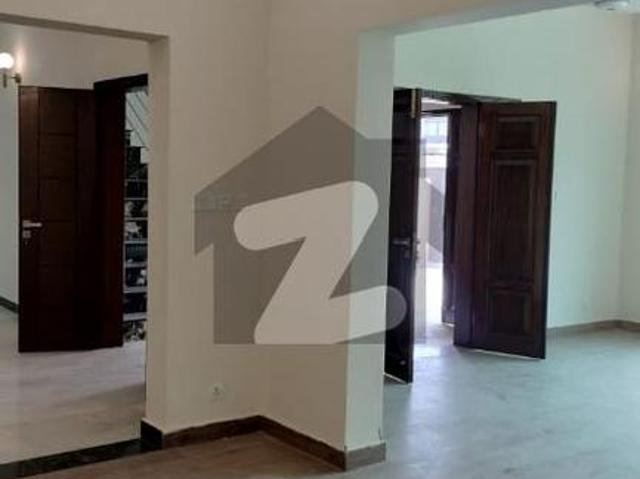 Well Maintained 375 Square Yards SU House For Rent Askari 6