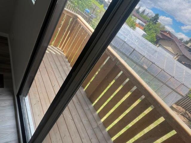 Well Maintained 4 Bedrooms Single House in Beddington