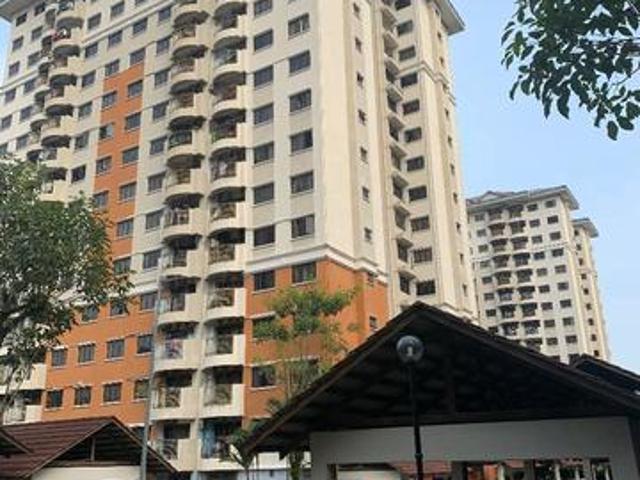 Well maintained and located the heart of Bandar Puchong Jaya