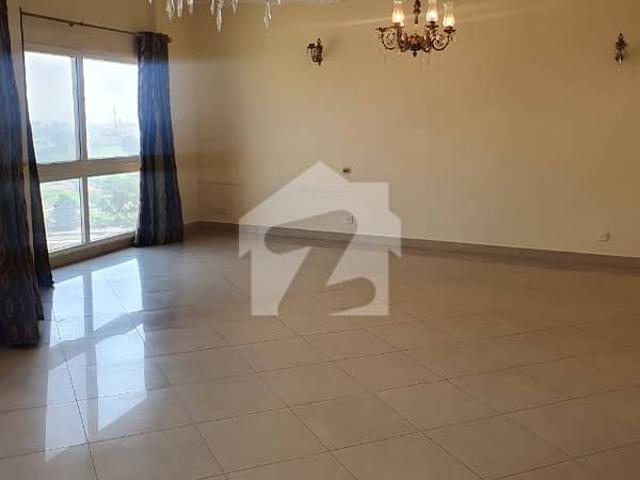 Well Maintained And Renovated 4 Bedroom 3760 Square Feet West Open Apartment In The Most Desired Project Of The City Known As Creek Vista Located In Dha Phase 8 For Rent