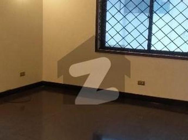 Well Maintained Beautiful Bungalow Available For Rent DHA Phase 5
