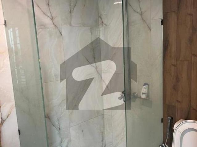 Well Maintained beautiful less used 3 Bed Apartment for urgent Rent in Askari 10 Sec S! Askari 10