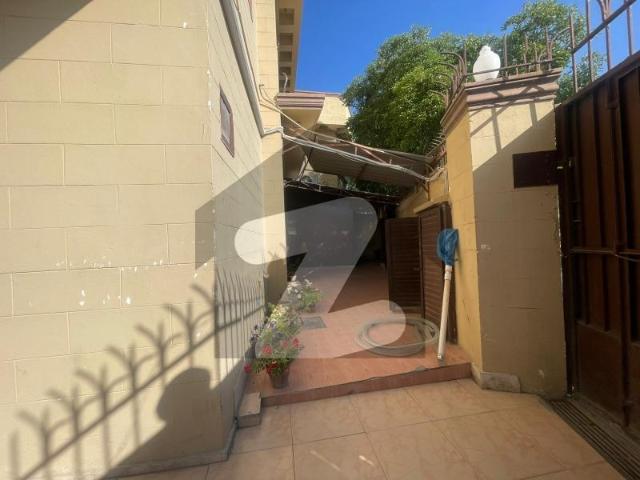 Well Maintained Bungalow For Rent DHA Phase 4