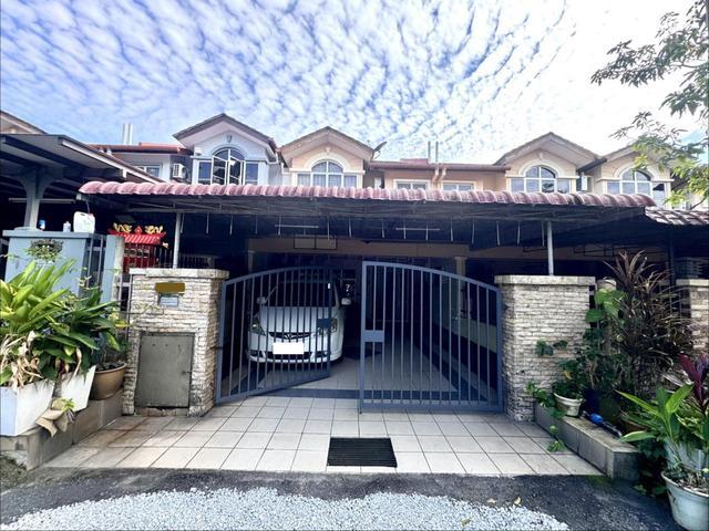 Well Maintained Double Storey Terrace Taman Pelangi Semenyih