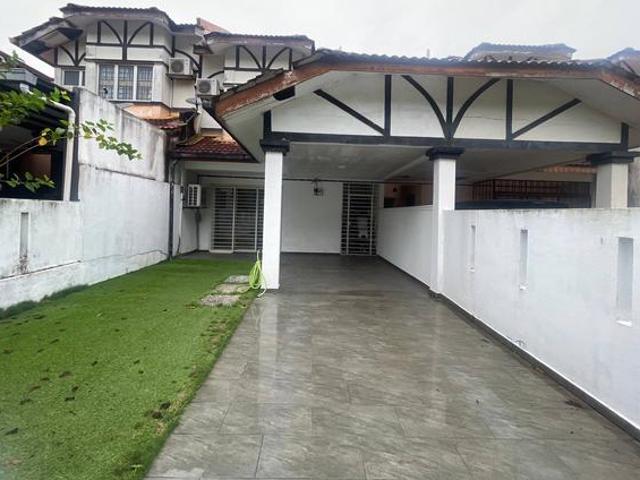 Well Maintained Double Storey Sungai Buloh Country Resort Selangor