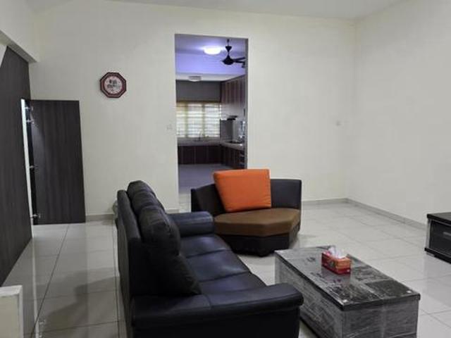 Well Maintained Fully Furnish 2Storey Terrace