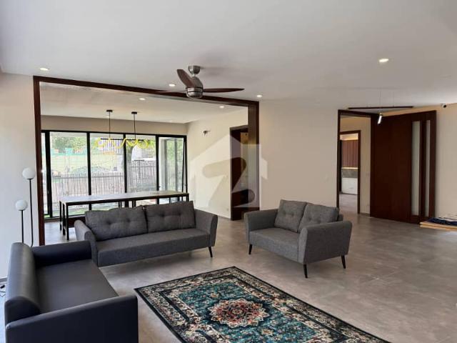 Well Maintained House For Rent In F 7