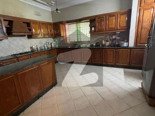Well Maintained House For Sale Proper 2 Unit DHA Phase 7
