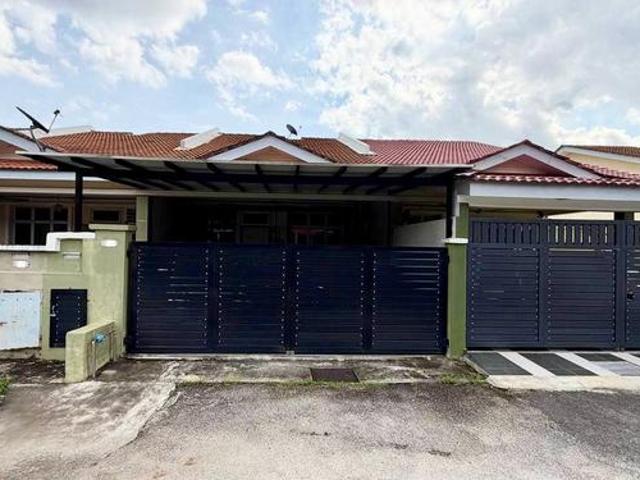 WELL MAINTAINED Single Storey Terrace SP9 Bandar Saujana Putra
