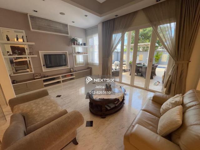 Well Maintained Swimming pool Fully furnished