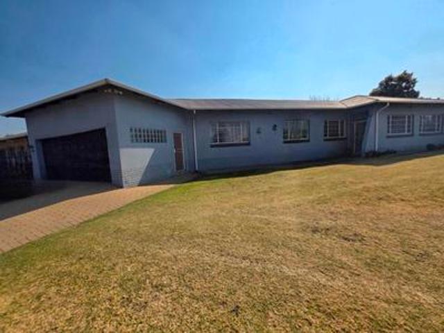 well maintained property plus flatle.