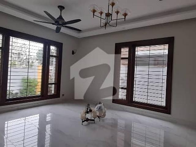 Well Maintained Town House Available For Rent Ground+1 With Servant Quarter Corner Bungalow For Rent In Pechs Near Tipu Sultan Road Or Shahra E Faisal