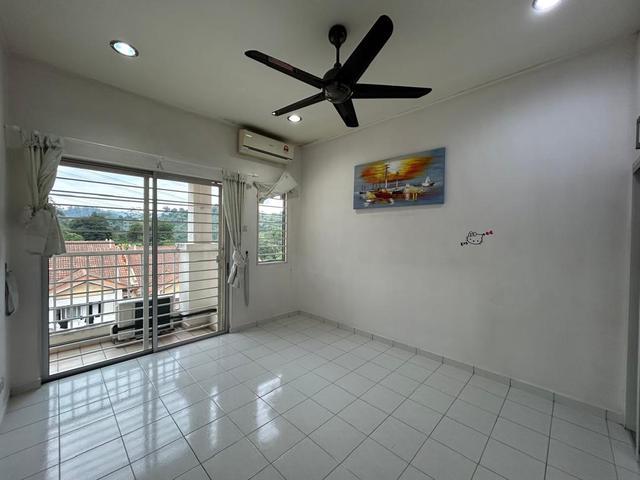 Well maintained Town house in Tamam Amansiara Selayang