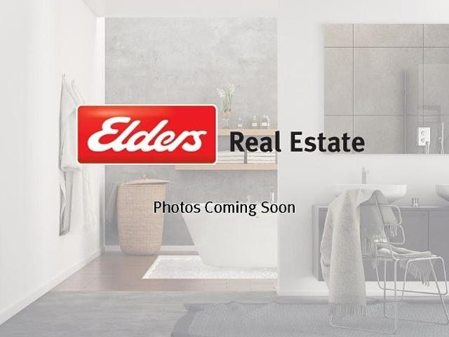 LEASE PENDING WELL MAINTAINED UNIT IN A GREAT COMPLEX