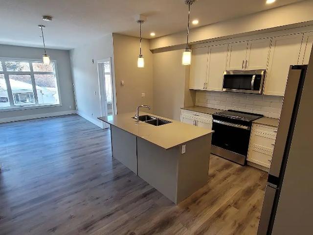 Well appointed 2 Bed 2 Bath Suite